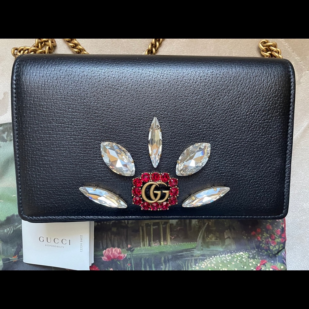 SOLD!!Gucci Wallet on Chain
